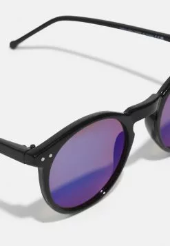 Pier One UNISEX - Sonnenbrille - Black/blue -Pier One Geschäft 11f17cbd777a412ba39007dce293526f