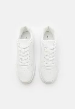 Pier One UNISEX - Sneaker Low - White 9 Pier One UNISEX - Sneaker Low - White -Pier One Geschäft 18c3053c4ab3436b8143dc292329ec48
