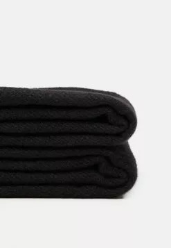 Pier One UNISEX - Schal - Black 8 Pier One UNISEX - Schal - Black -Pier One Geschäft 1a3ef4f2f2a44f909215ae85a2df8cb4