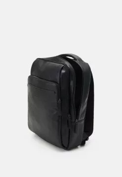 Pier One UNISEX - Tagesrucksack - Black 8 Pier One UNISEX - Tagesrucksack - Black -Pier One Geschäft 1cf6be46eb5f4cc8ad005e66c1158fb9