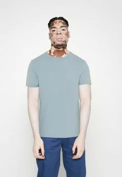 Pier One Geschäft 15 Pier One Geschäft -Pier One Geschäft 227b3fd749f243818adf331c8ee96ded