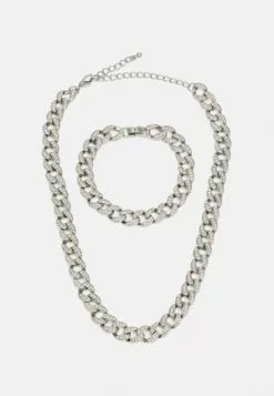 Pier One 2PACK SET - Halskette - Silver-coloured -Pier One Geschäft 296a5f5eb3774a348421b2255ea9ade4