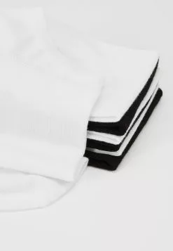 Pier One 7 PACK - Socken - White/black -Pier One Geschäft 2c69c9ae8f494ad1b40f2ced9f1674eb