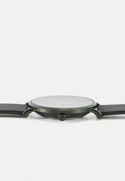 Pier One UNISEX - Uhr - Black -Pier One Geschäft 4a4c5fd2ccf24a73a7e672b724fd8279