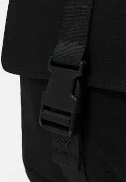 Pier One UNISEX - Tagesrucksack - Black -Pier One Geschäft 51f6a534148746ce86c8d5541f8d6a7b