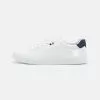 Pier One UNISEX - Sneaker Low - White