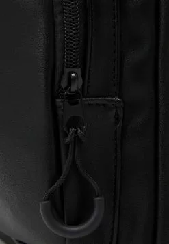 Pier One UNISEX - Tagesrucksack - Black -Pier One Geschäft 5794b48b83a04f3f9d136de4c6125b39