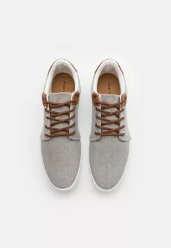 Pier One UNISEX - Sneaker Low - Light Grey 9 Pier One UNISEX - Sneaker Low - Light Grey -Pier One Geschäft 60fe947ef8cf4df19401d326e0123b74