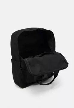 Pier One UNISEX - Tagesrucksack - Black -Pier One Geschäft 62a5241b982f46fc8c2bf2263e9dfeca