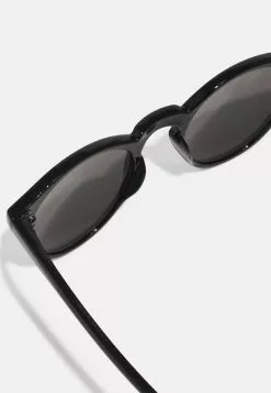 Pier One UNISEX - Sonnenbrille - Black -Pier One Geschäft 67852ba121ce4037b36dd78717c4c98d