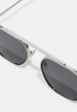 Pier One Sonnenbrille - Silver-coloured -Pier One Geschäft 7d8386e687b348308fc460282594e4fb