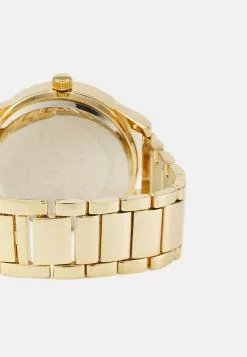 Pier One SET - Uhr - Gold-coloured 8 Pier One SET - Uhr - Gold-coloured -Pier One Geschäft 9075b63cd48f4d32a41c571d679b6d9d