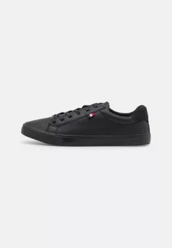 Pier One UNISEX - Sneaker Low - Black