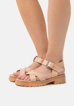 Pier One LEATHER - Riemensandalette - Beige