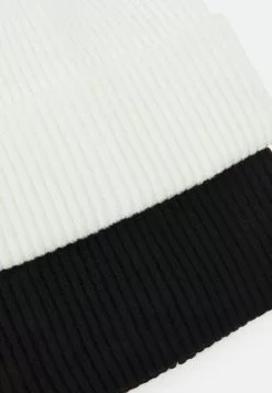 Pier One UNISEX 2 PACK - Mütze - Black/white 8 Pier One UNISEX 2 PACK - Mütze - Black/white -Pier One Geschäft 93f660b00d0d40d788daffcd029cdafb