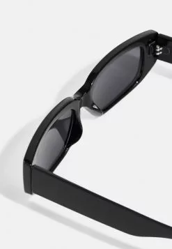 Pier One UNISEX - Sonnenbrille - Black -Pier One Geschäft 94e08a0b5ec447b89a08c116fe4c9ab5