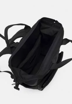 Pier One UNISEX - Tagesrucksack - Black -Pier One Geschäft 9e33bd3e98f24387b7ab6c7f94d3ebce
