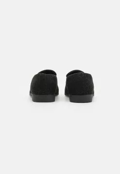 Pier One Slipper - Black 8 Pier One Slipper - Black -Pier One Geschäft ab39458faea8468395132cdc6264a50a