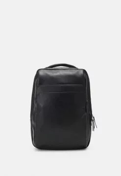Pier One UNISEX - Tagesrucksack - Black 10 Pier One UNISEX - Tagesrucksack - Black -Pier One Geschäft b8d4e8694f87476f94993fbe6ad1c323 1