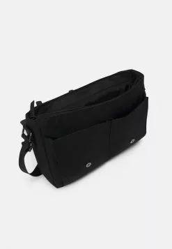 Pier One Umhängetasche - Black 8 Pier One Umhängetasche - Black -Pier One Geschäft bc62c61958f54d03ae41ef60f0c04b83