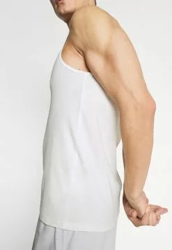 Pier One 3 PACK - Unterhemd/-shirt - Dark Blue/bordeaux/off-white -Pier One Geschäft c107c99d278e430b8a693d0ec45ebe1a