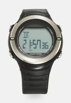 Pier One Digitaluhr - Black -Pier One Geschäft c8aa0cb5d7e54a5a9f022d9ae5825f60 1