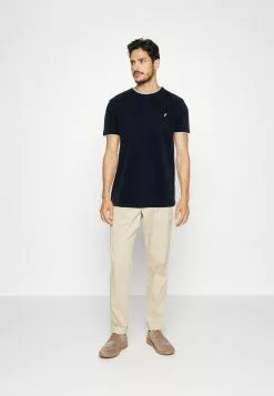 Pier One Geschäft 7 Pier One Geschäft -Pier One Geschäft ce99e0e98ec341df8186611e8187fb01