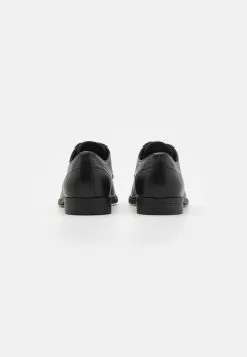 Pier One Schnürer - Black 8 Pier One Schnürer - Black -Pier One Geschäft d415e7ee26eb4b8088920a32b9f55687